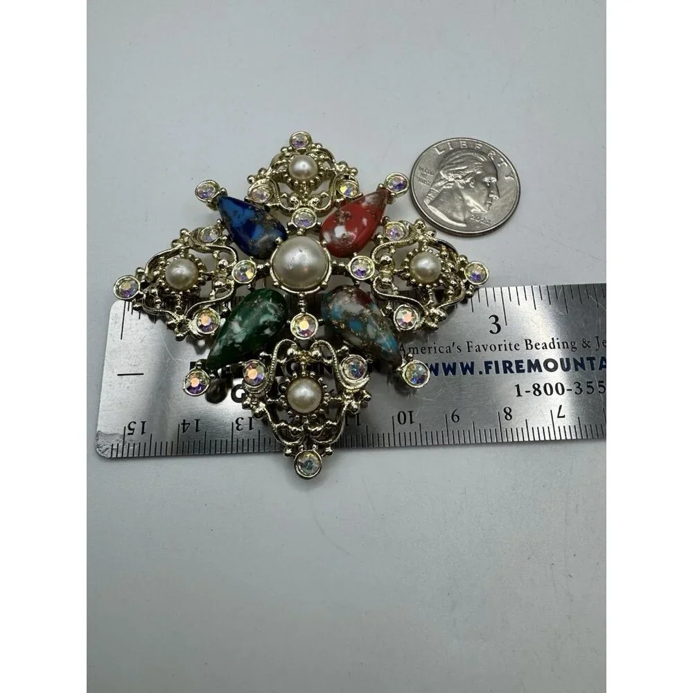 Vintage Sarah Coventry "Galaxy" Brooch Maltese Cross Confetti Lucite From 60s - Picture 4 of 9